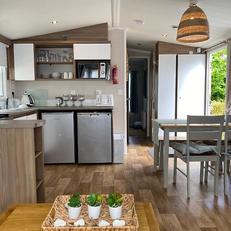 Cosy, Coastal Themed Holiday Home, Rockley Park, Poole, Dorset Extérieur photo