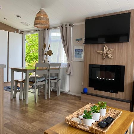 Cosy, Coastal Themed Holiday Home, Rockley Park, Poole, Dorset Extérieur photo