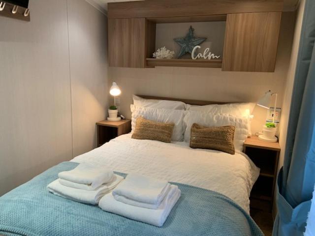 Cosy, Coastal Themed Holiday Home, Rockley Park, Poole, Dorset Extérieur photo