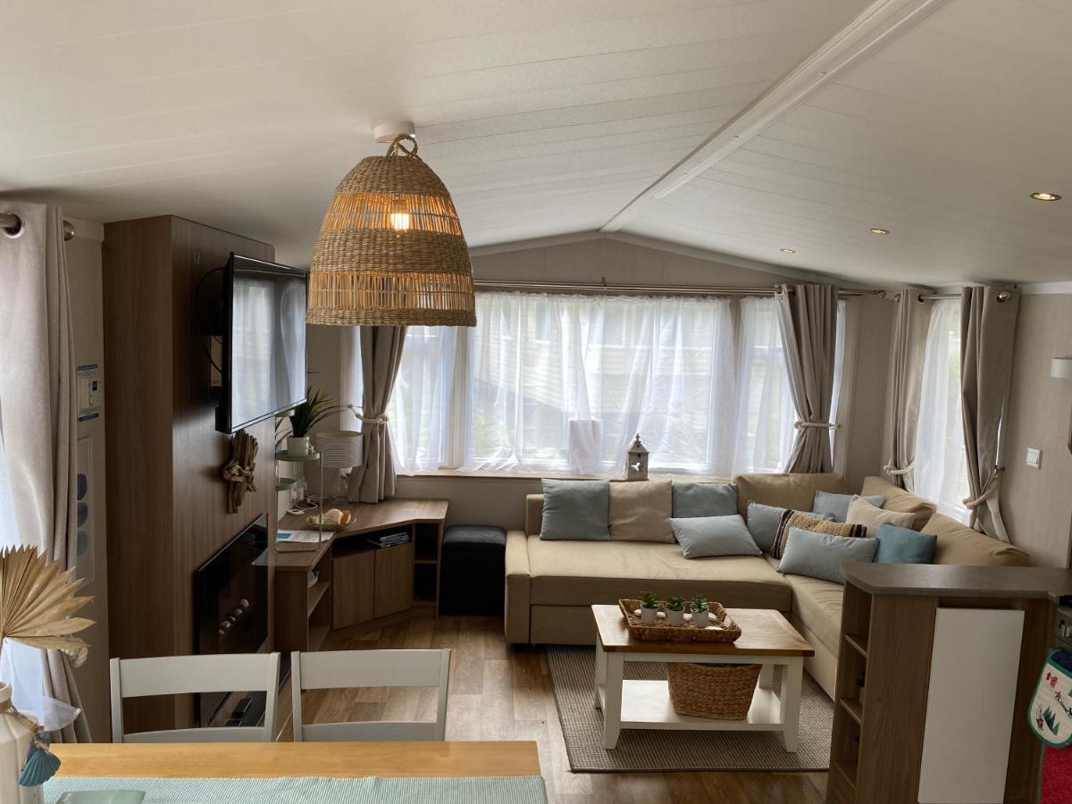 Cosy, Coastal Themed Holiday Home, Rockley Park, Poole, Dorset Extérieur photo